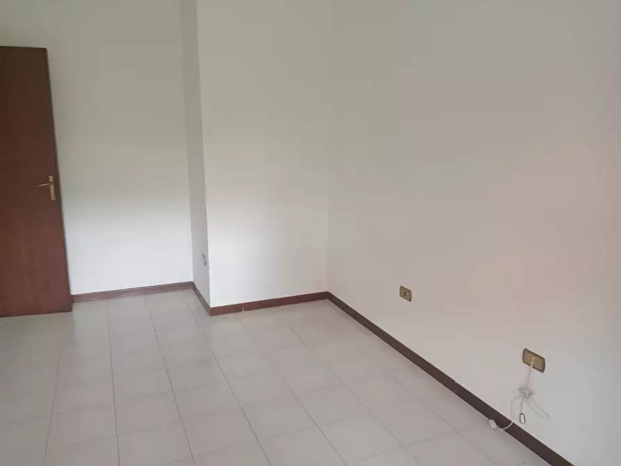 Immagine 9 di Appartamento in vendita  in Piano della Lenta a Teramo