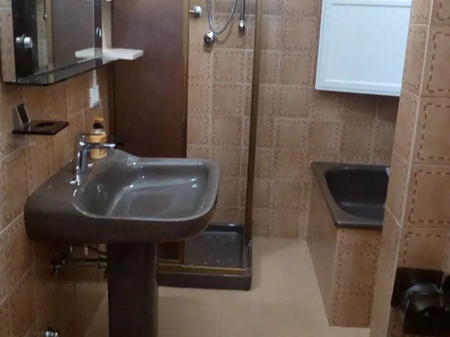 Immagine 21 di Appartamento in affitto  in Piazza Martiri Pennesi a Teramo