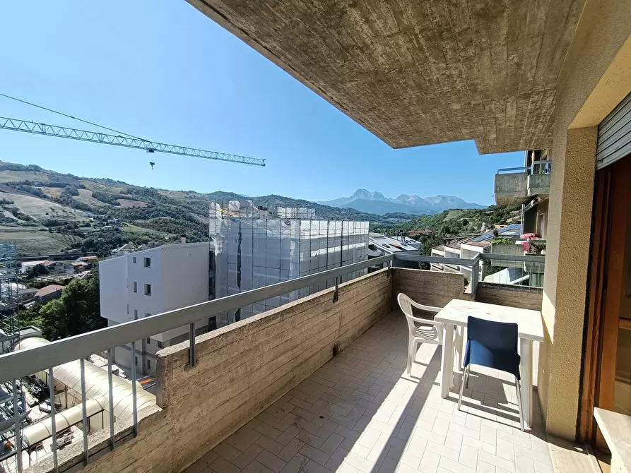 Immagine 9 di Appartamento in vendita  in Via Bafile 51 a Teramo