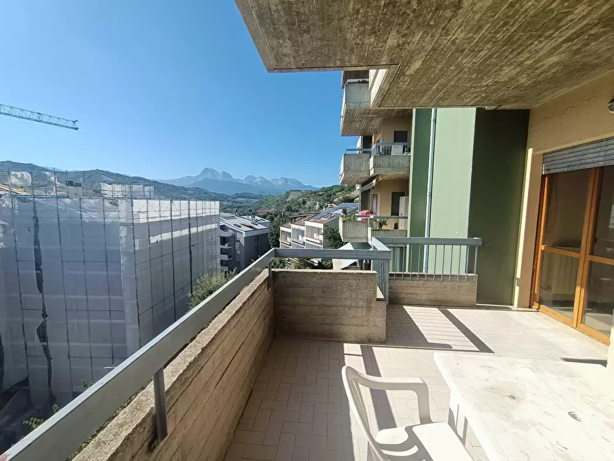 Immagine 10 di Appartamento in vendita  in Via Bafile 51 a Teramo