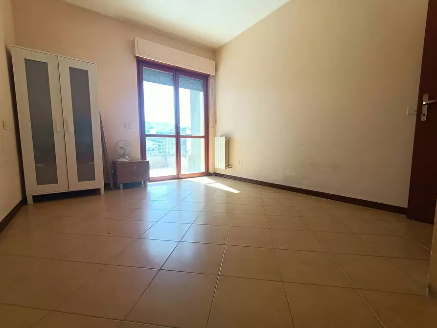 Immagine 21 di Appartamento in vendita  in Via Bafile 51 a Teramo