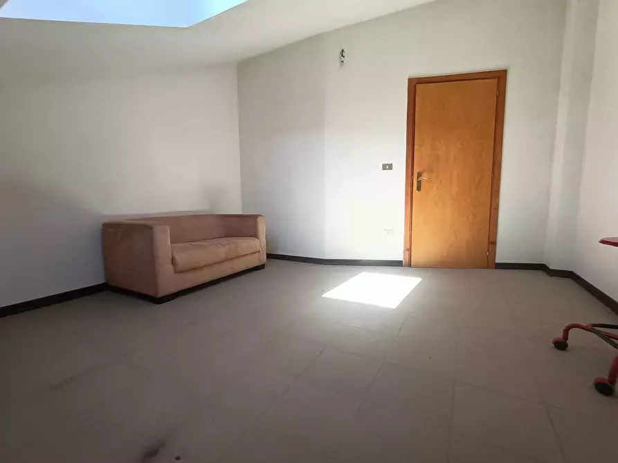 Immagine 32 di Appartamento in vendita  in Via Bafile 51 a Teramo