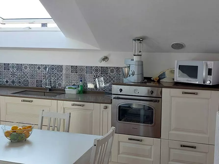 Immagine 8 di Appartamento in vendita  in Viale Giovanni Bovio a Teramo