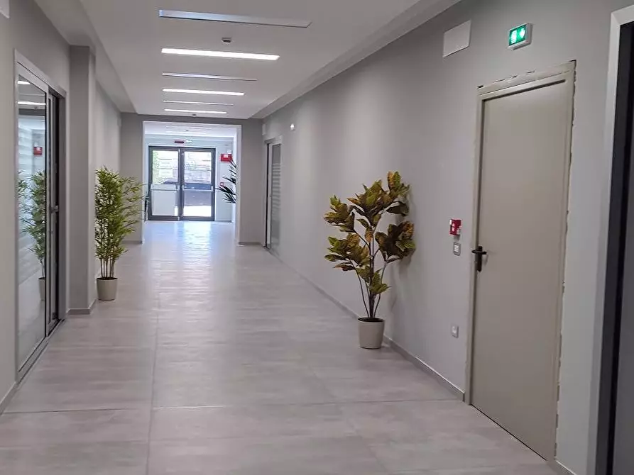 Immagine 2 di Ufficio in affitto  in Circonvallazione Ragusa a Teramo