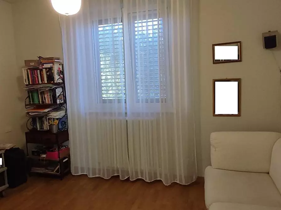 Immagine 11 di Villa in vendita  a Giulianova