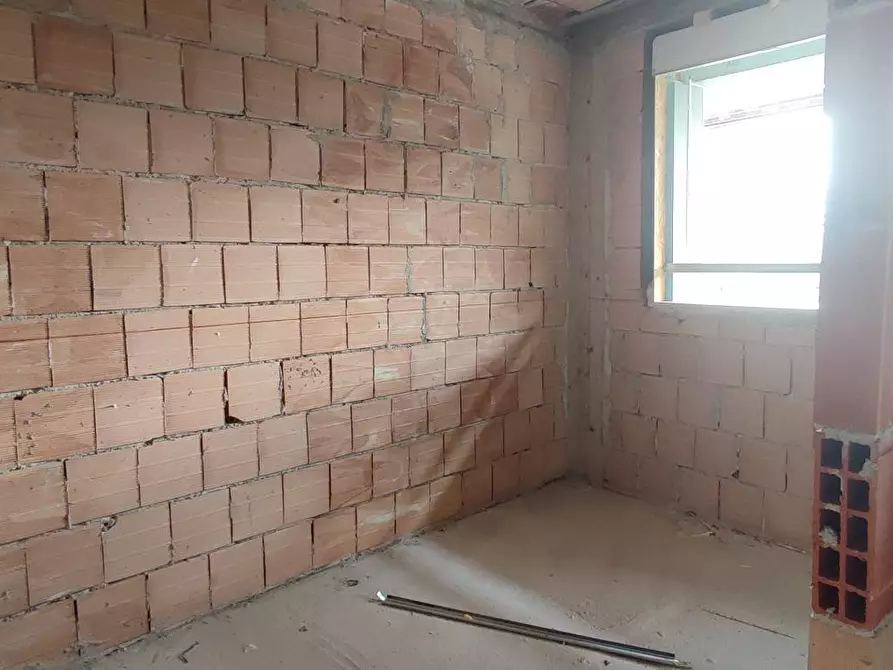 Immagine 7 di Appartamento in vendita  a Teramo