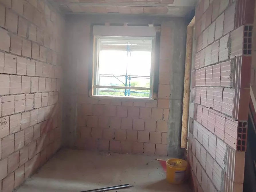 Immagine 9 di Appartamento in vendita  a Teramo