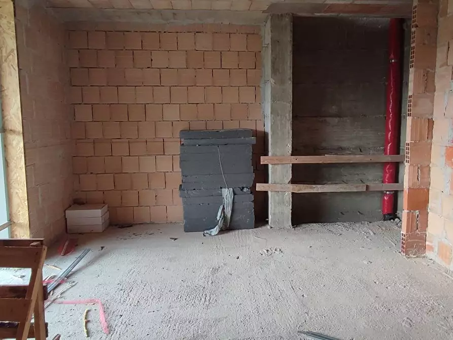 Immagine 10 di Appartamento in vendita  a Teramo