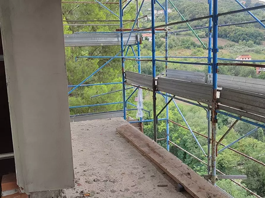 Immagine 19 di Appartamento in vendita  a Teramo