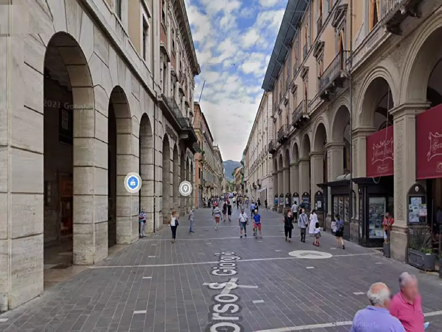 Immagine 4 di Locale commerciale in affitto  in Corso San Giorgio a Teramo