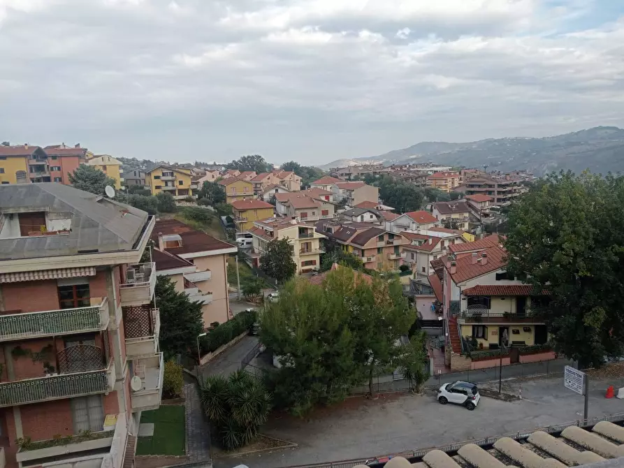 Immagine 32 di Appartamento in vendita  in Via Della Resistenza 5/A a Teramo