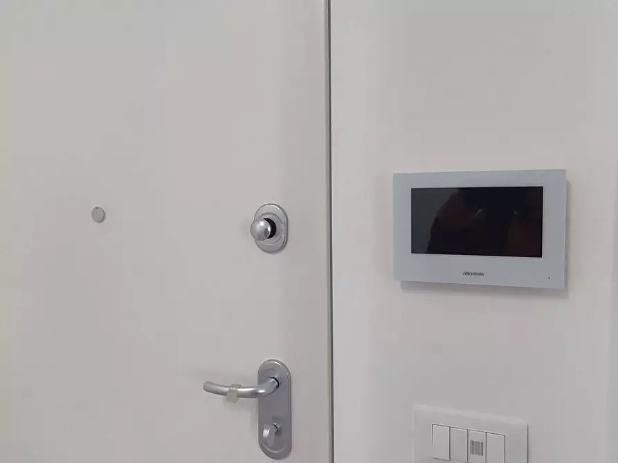 Immagine 5 di Appartamento in vendita  in Via Genova a Giulianova