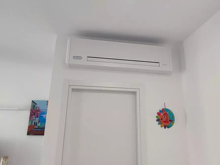 Immagine 6 di Appartamento in vendita  in Via Genova a Giulianova