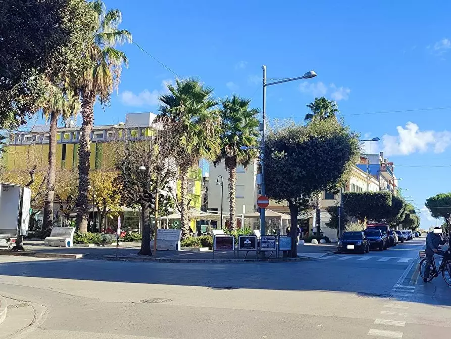 Immagine 1 di Appartamento in vendita  in Via Genova a Giulianova