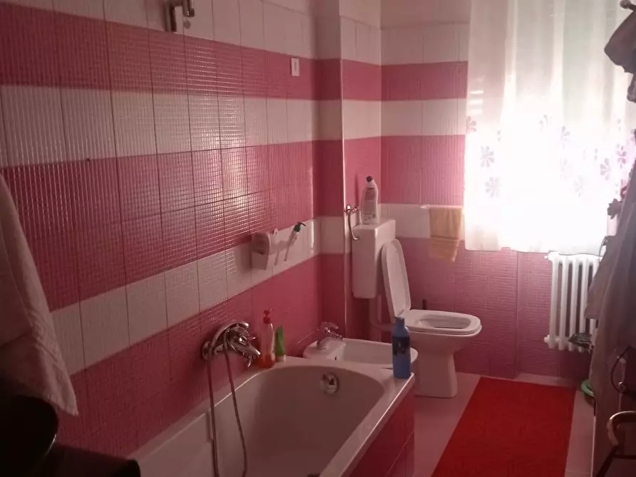 Immagine 10 di Appartamento in vendita  in Sant'Atto a Teramo