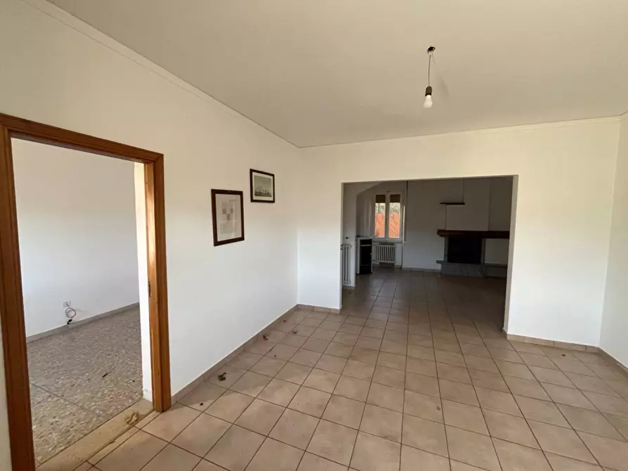 Immagine 5 di Appartamento in vendita  in frazione Rocciano a Teramo