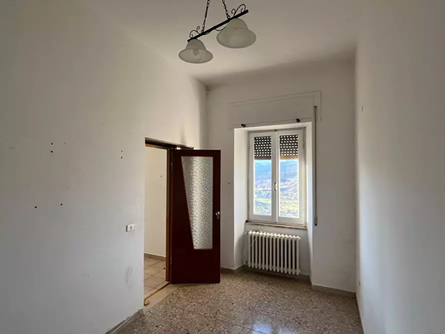 Immagine 6 di Appartamento in vendita  in frazione Rocciano a Teramo