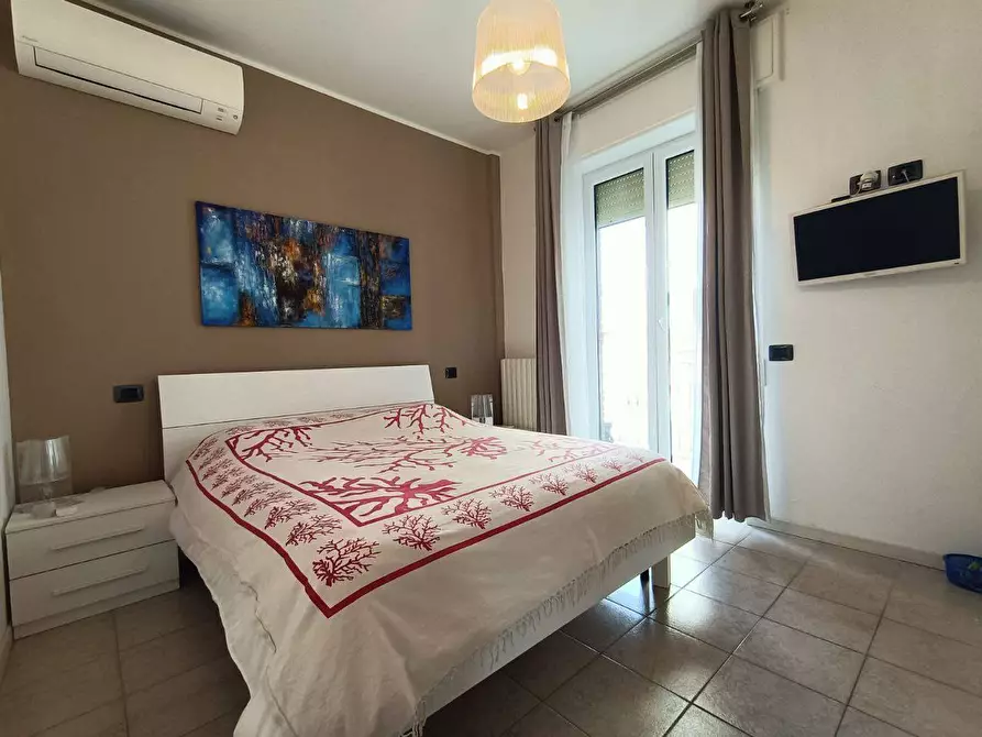 Immagine 8 di Appartamento in vendita  in piazza Giacomo Matteotti a Teramo