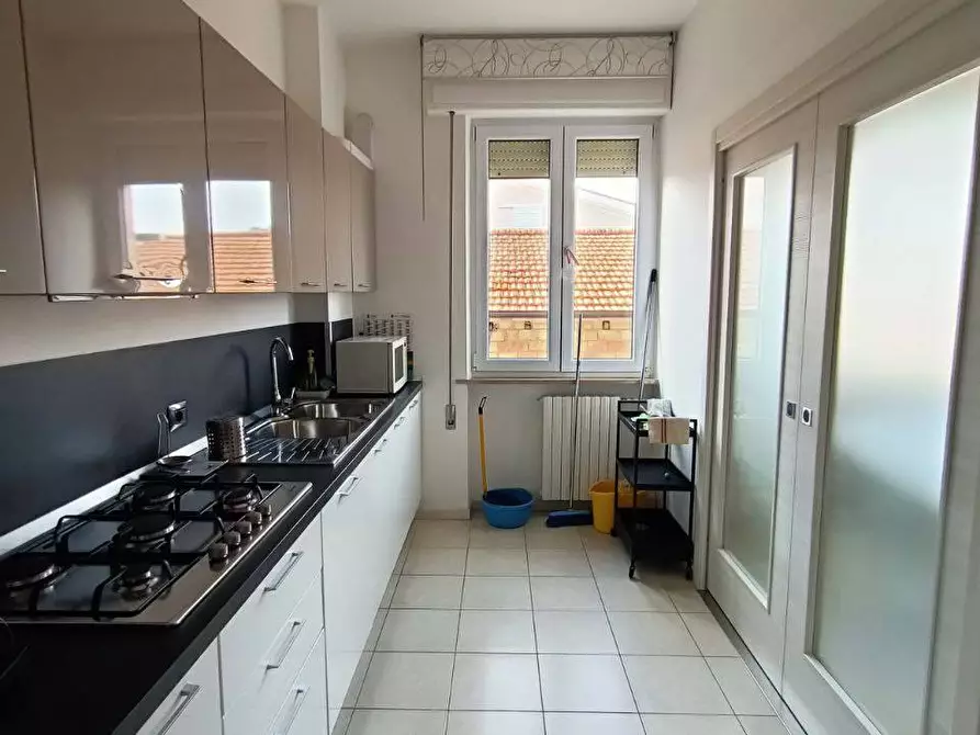 Immagine 20 di Appartamento in vendita  in piazza Giacomo Matteotti a Teramo