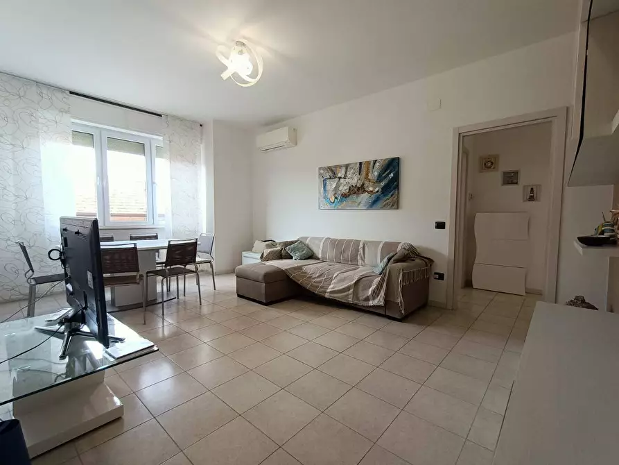 Immagine 22 di Appartamento in vendita  in piazza Giacomo Matteotti a Teramo