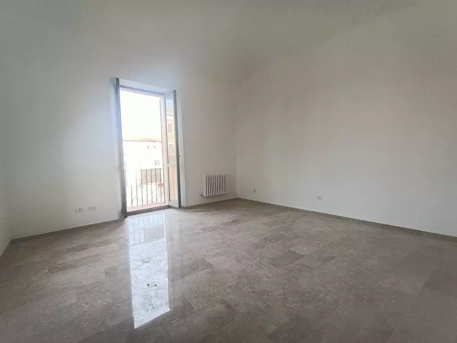 Immagine 7 di Locale commerciale in vendita  in Piazza Martiri a Teramo