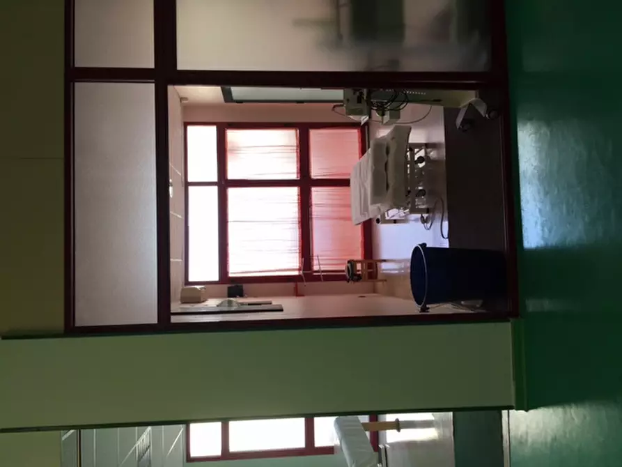 Immagine 4 di Locale commerciale in vendita  in Via Gabriele Bonomo a Palermo