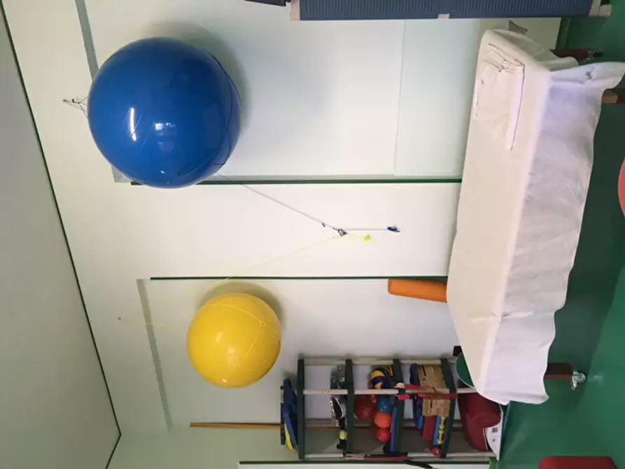 Immagine 6 di Locale commerciale in vendita  in Via Gabriele Bonomo a Palermo