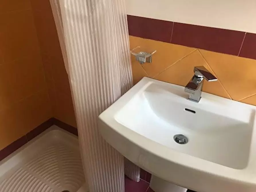 Immagine 17 di Appartamento in affitto  in Piazza Giuseppe Verdi 29 a Palermo