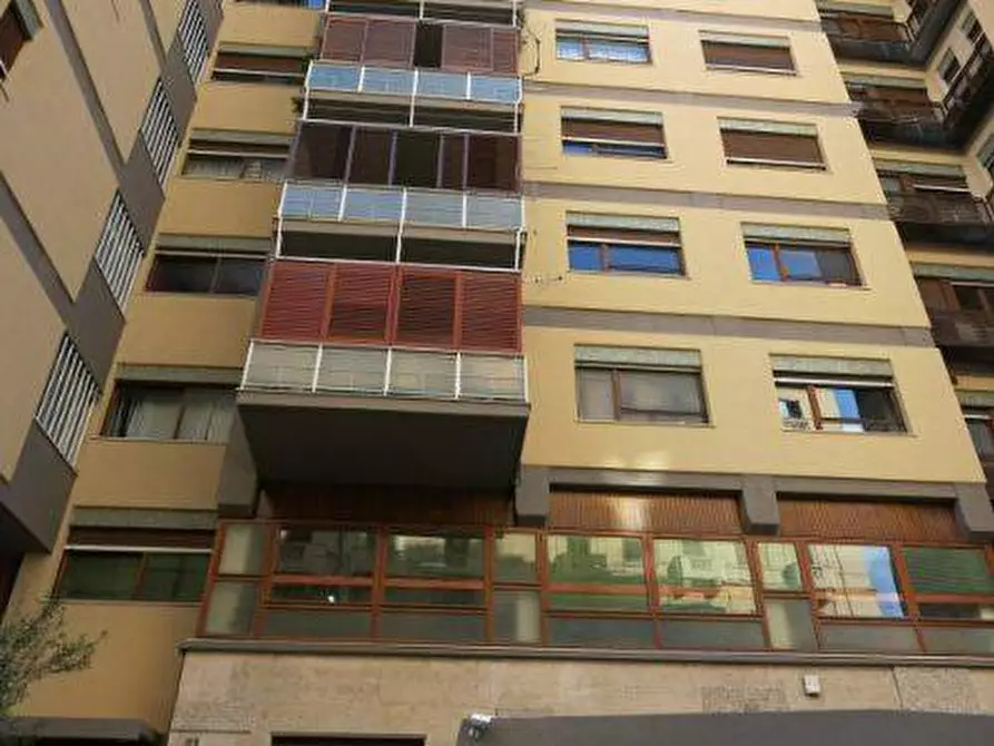 Immagine 3 di Ufficio in affitto  in Via Enrico Albanese 112 a Palermo