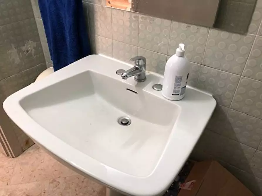 Immagine 14 di Ufficio in affitto  in Via Enrico Albanese 112 a Palermo