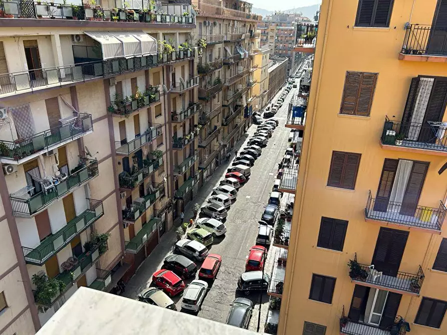 Immagine 30 di Appartamento in affitto  in Via Michele Cipolla 57 a Palermo