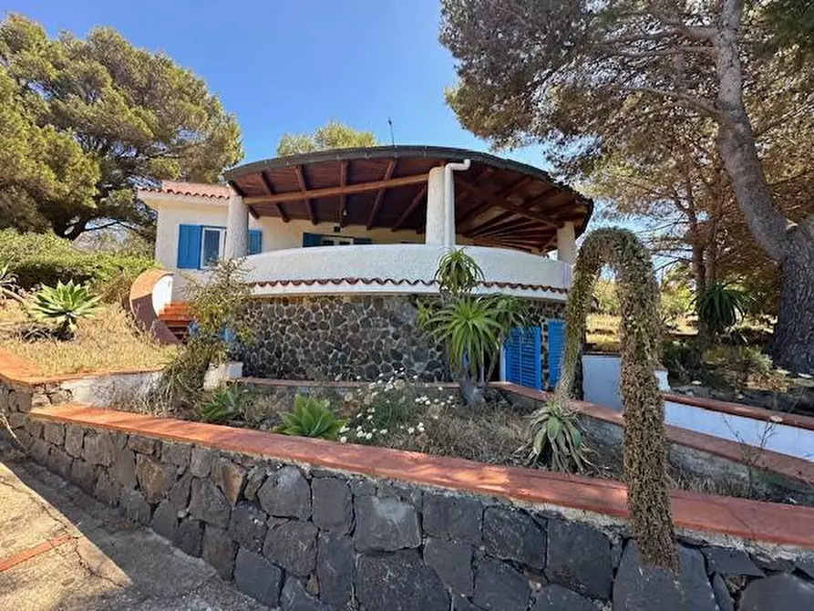Immagine 1 di Villa in vendita  in CONTRADA OGLIASTRELLO snc a Ustica