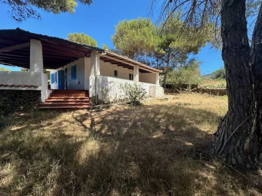 Immagine 17 di Villa in vendita  in CONTRADA OGLIASTRELLO snc a Ustica