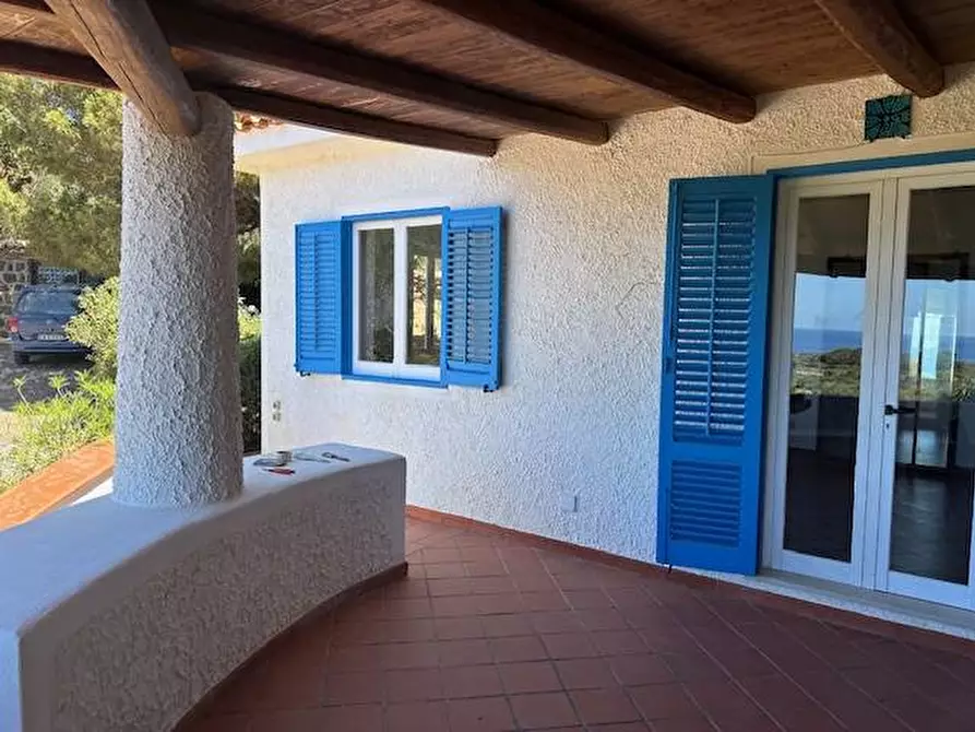 Immagine 22 di Villa in vendita  in CONTRADA OGLIASTRELLO snc a Ustica