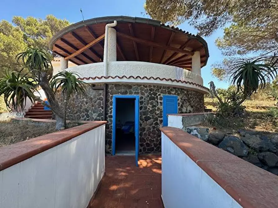 Immagine 24 di Villa in vendita  in CONTRADA OGLIASTRELLO snc a Ustica