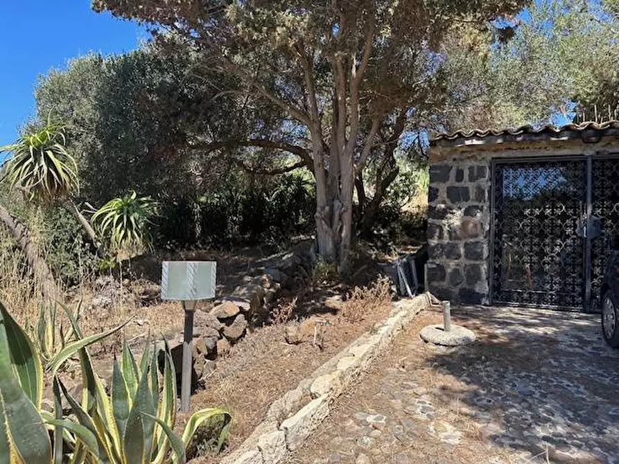 Immagine 44 di Villa in vendita  in CONTRADA OGLIASTRELLO snc a Ustica