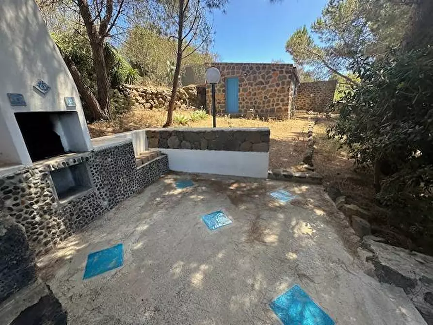 Immagine 46 di Villa in vendita  in CONTRADA OGLIASTRELLO snc a Ustica