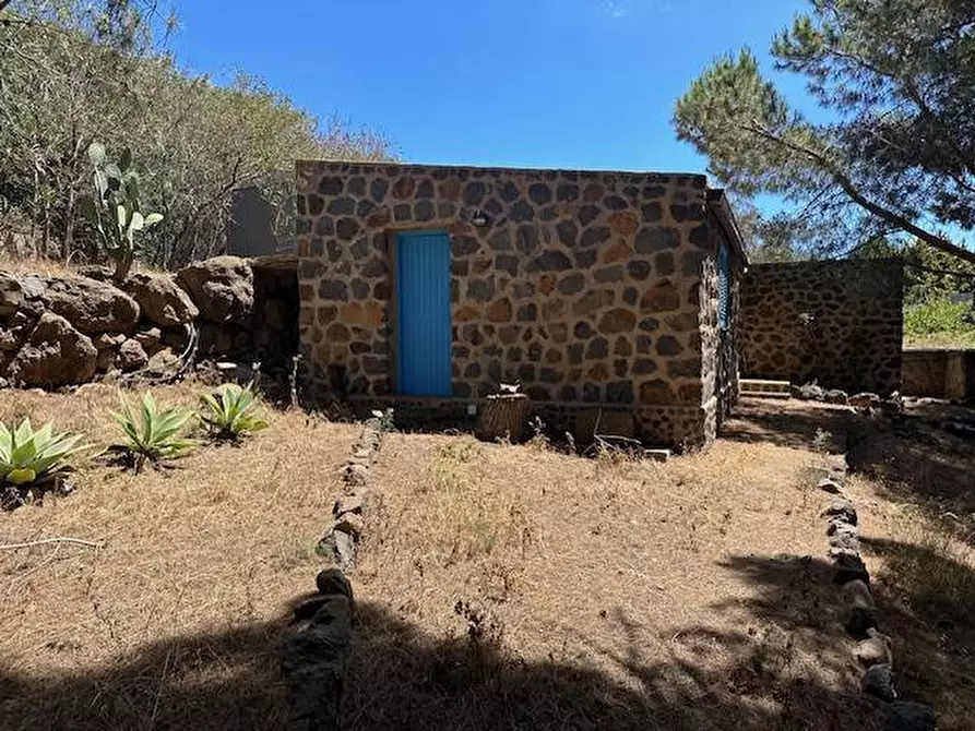 Immagine 48 di Villa in vendita  in CONTRADA OGLIASTRELLO snc a Ustica