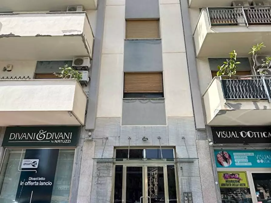 Immagine 2 di Appartamento in affitto  in Piazza Francesco Paolo Tosti 3 a Palermo
