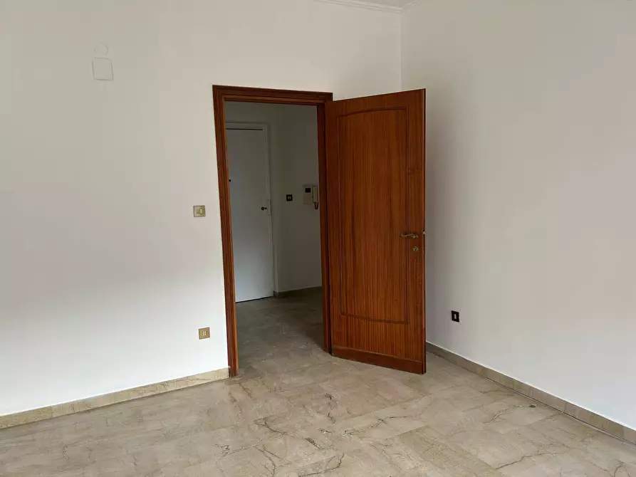 Immagine 10 di Appartamento in affitto  in Piazza Francesco Paolo Tosti 3 a Palermo