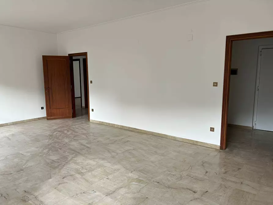 Immagine 11 di Appartamento in affitto  in Piazza Francesco Paolo Tosti 3 a Palermo