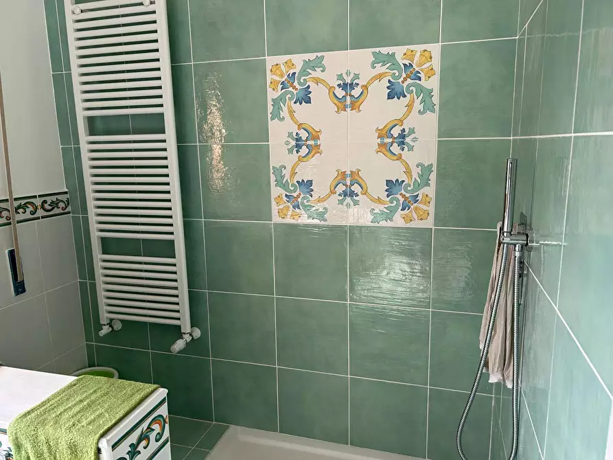 Immagine 31 di Villetta a schiera in affitto  in Via Lucrezio 48 a Palermo