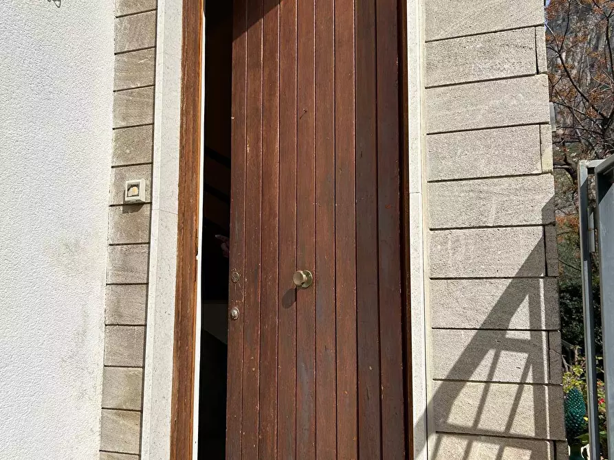 Immagine 36 di Villetta a schiera in affitto  in Via Lucrezio 48 a Palermo