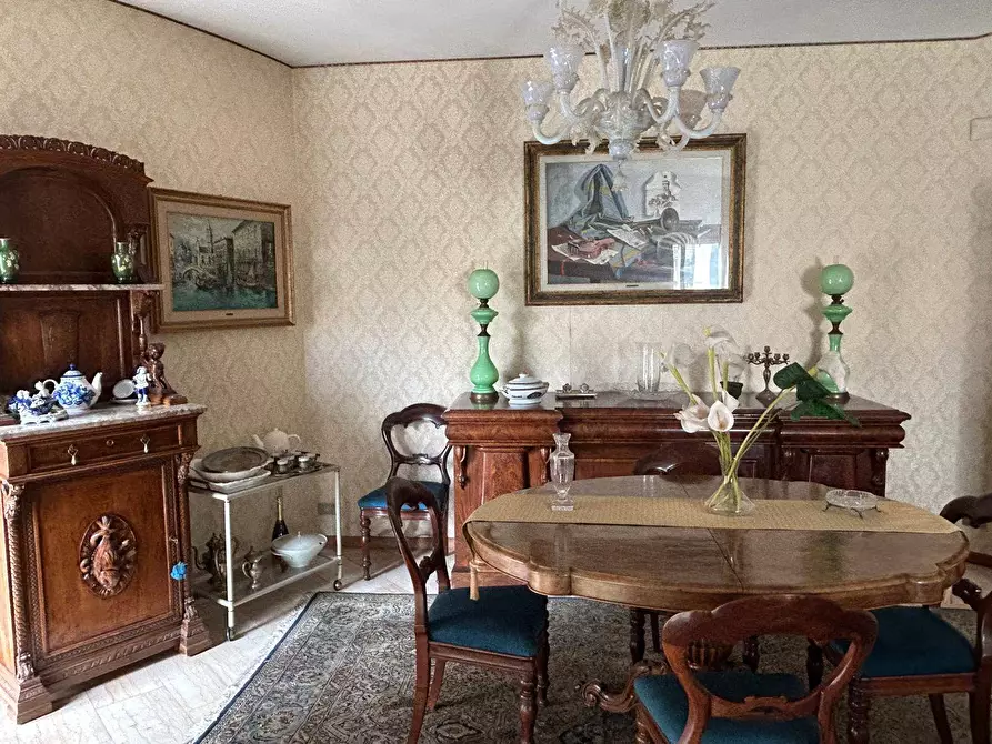 Immagine 6 di Appartamento in vendita  in VIA UMBERTO GIORDANO 7 a Palermo