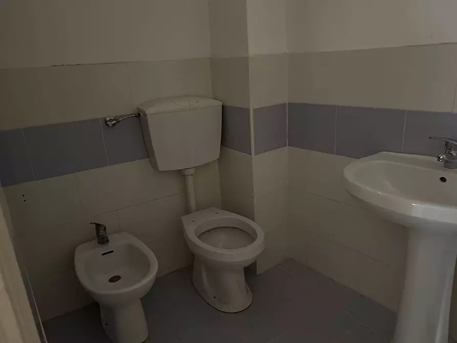 Immagine 20 di Appartamento in affitto  in Via Giuseppe De Spuches 4 a Palermo