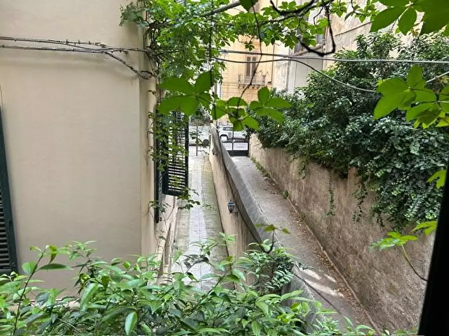 Immagine 2 di Ufficio in affitto  in Via Giuseppe De Spuches 4 a Palermo