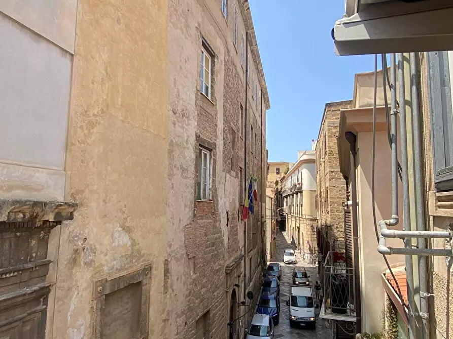 Immagine 15 di Appartamento in affitto  in Via Benfratelli 13 a Palermo
