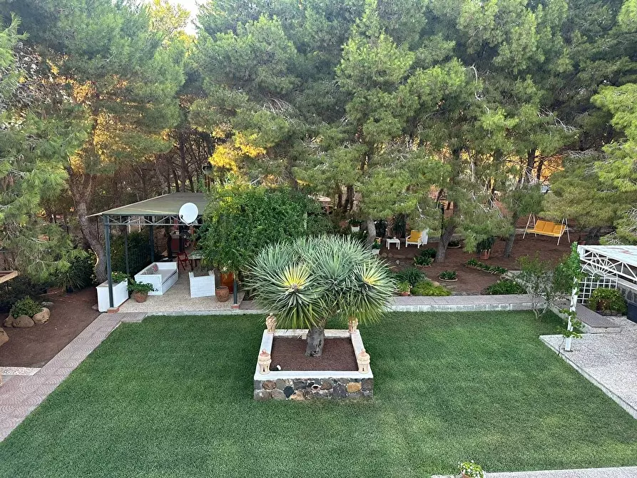 Immagine 1 di Villa in vendita  in CONTRADA OLIASTRELLO snc a Ustica