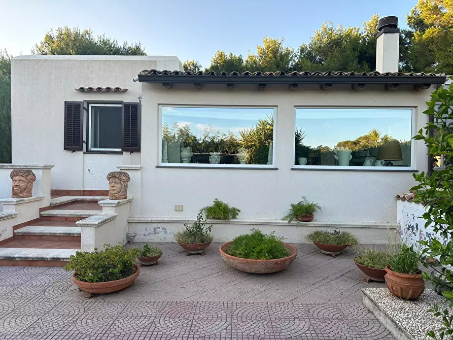 Immagine 4 di Villa in vendita  in CONTRADA OLIASTRELLO snc a Ustica