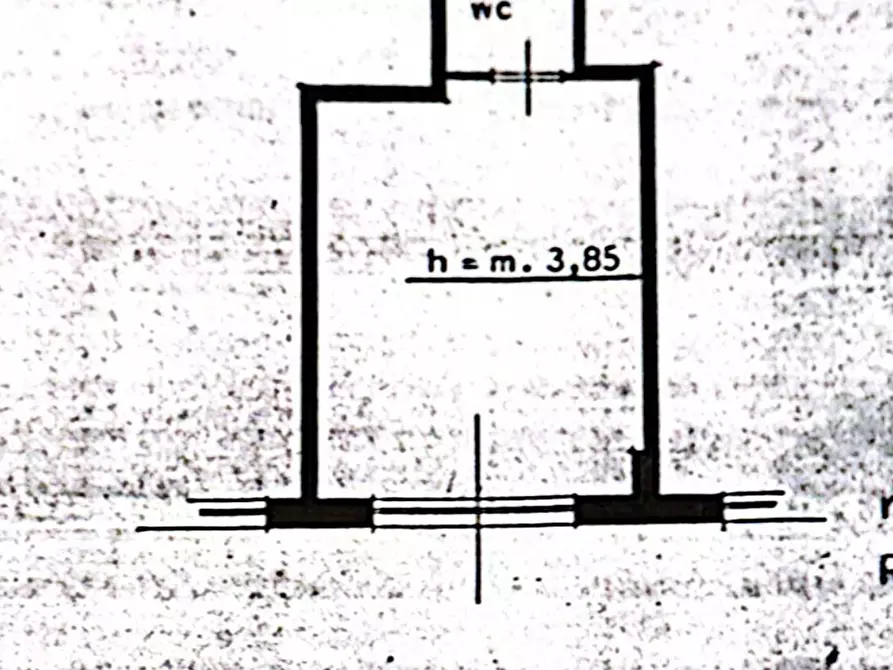 Immagine 7 di Locale commerciale in vendita  in Via Alessandro Telesino 16 A a Palermo